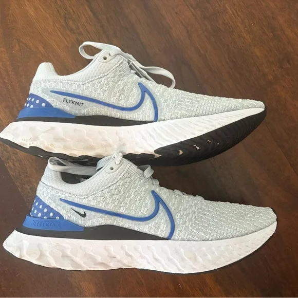 Nike React Infinity Gray and Blue Running Sneakers - Picture 5 of 6